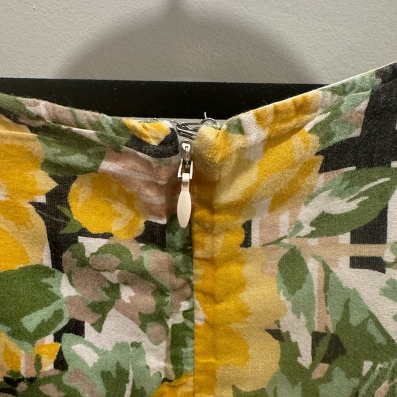 2X size 22 100% Cotton Dress with Yellow Flowers perfect for a Garden wedding - Picture 4 of 5